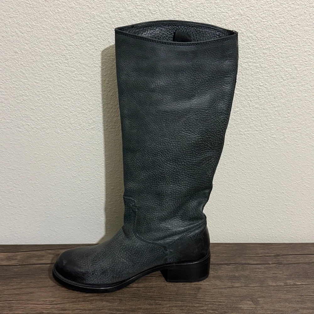 Frye Tall Pull On Pebbled Leather Boots Rounded Toe